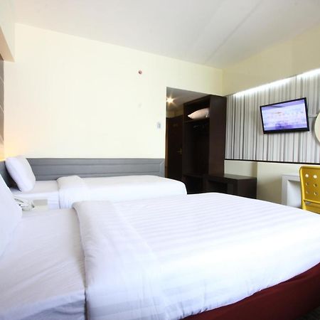 בנגקוק Royal Delight Hotel מראה חיצוני תמונה