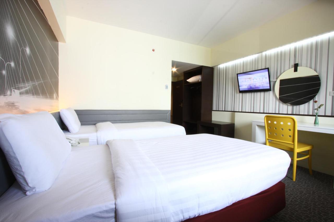 בנגקוק Royal Delight Hotel מראה חיצוני תמונה