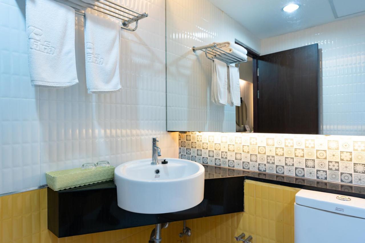 בנגקוק Royal Delight Hotel מראה חיצוני תמונה